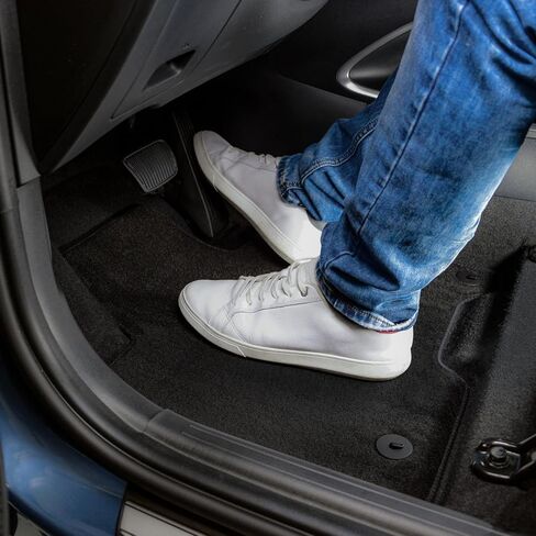Driver Floor Mat Compatible with Honda CR-V 2017–2022 (5th Gen) – Carpet Textile, Custom Fit, Driver Side Only in Saudi Arabia