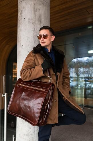 حقيبة الملابس الجلدية البدلة القماش الخشن حقيبة حمل رفيعة حقيبة حماية الفستان بني - مقاومة للوقت (بني) in Kuwait