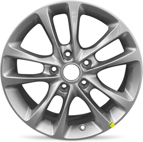 For 2021-2022 Chrysler Pacifica 18 Inch Painted Silver Alloy - Genuine OEM Rim - Road Ready Van Wheel in Saudi Arabia
