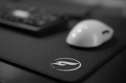 لوحة ماوس الألعاب Odin Infinity V2 XL - سطح قماش هجين، حواف مخيطة، قاعدة مطاطية غير قابلة للانزلاق، 19 × 16.5 بوصة، أسود in Saudi Arabia