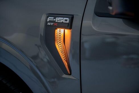 مجموعة إضاءة فتحة التهوية من Starkey Products متوافقة مع Ford F-150 2021-2026 (العنبر، 2021-2023 هالوجين أو المصابيح الأمامية العاكسة LED) in Kuwait