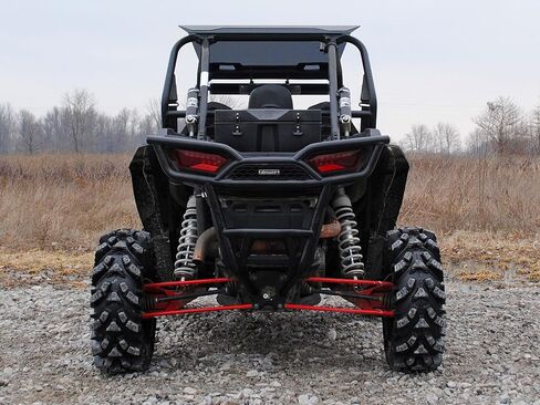 سقف SuperATV من البولي كربونات داكن اللون مع جناح خلفي لـ Polaris RZR 900 / RZR S 900 (2015-2020) | يحمي من الطقس والحطام | مريح، خالٍ من الخشخشة | صنع في الولايات المتحدة الأمريكية in Kuwait