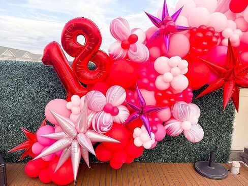 40 Inch Red 18 Number Balloons Giant 18 Balloons Red Birthday 18 Balloons 18th Birthday Anniversary Party Decorations Supplies in Saudi Arabia