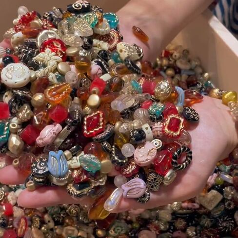 100 جرام خرز أكريليك عتيق لصنع المجوهرات، حوالي 130 قطعة خرز بلاستيكي فريد من نوعه بنمط مختلط، نمط باروكي مقاس 8-30 مم in Kuwait