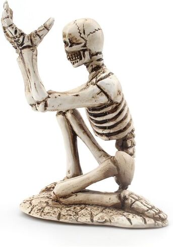 Small Skull Pen Holder, White in Saudi Arabia