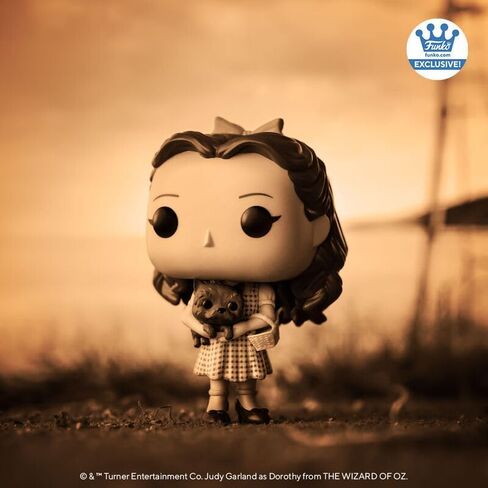 Funko Pop! Movies: The Wizard of Oz - Dorothy & Toto *Sepia* *85th Anniversary Shop Exclusive in Saudi Arabia