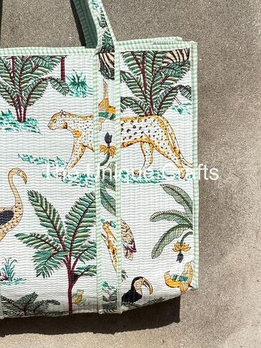 حقيبة كبيرة للنساء، محفظة كتف بجيب داخلي، حقيبة تسوق كبيرة للسفر، هدايا نسائية in Saudi Arabia