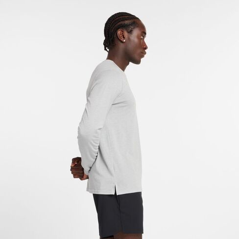 New Balance Men's Lightweight Jersey Long Sleeve in Saudi Arabia