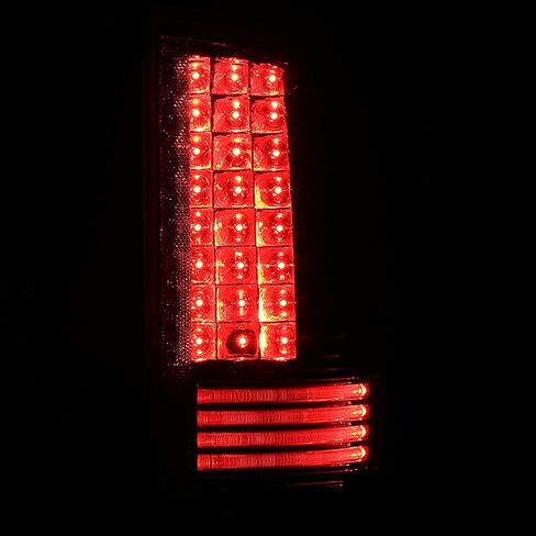 مصابيح خلفية LED من الكروم SPEC-D متوافقة مع 2002-2006 دودج رام 1500/2500/3500، مجموعة زوج يسار + يمين in Saudi Arabia