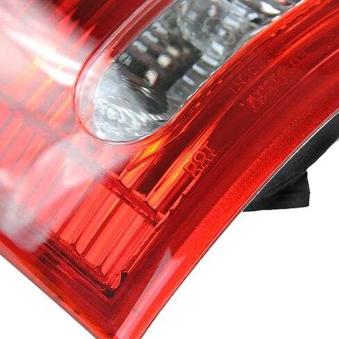 مصابيح خلفية LED من الكروم SPEC-D متوافقة مع 2002-2006 دودج رام 1500/2500/3500، مجموعة زوج يسار + يمين in Saudi Arabia