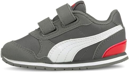 حذاء رياضي للأطفال من الجنسين من PUMA مزود بخطاف وحلقة in Saudi Arabia