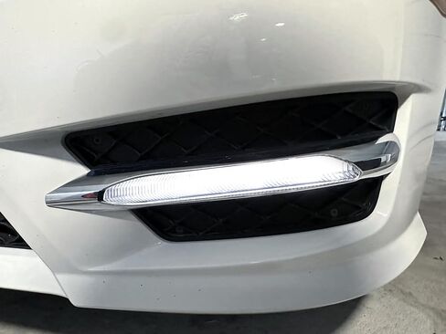 مصابيح LED نهارية بيضاء من iJDMTOY مع حواف متوافقة مع 2011-2014 Mercedes W204 C-Class C250 C300 C350 ممتص الصدمات الرياضي، نمط OEM DRL مدعوم بـ 4 قطع مصابيح LED عالية الطاقة in Saudi Arabia