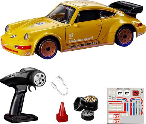 سيارة دريفت معدنية صغيرة تعمل بالتحكم عن بعد 1/43 بسرعة 2.4 جيجاهرتز ودفع رباعي مع هيكل مصنوع من سبائك جيروسكوب وتحكم راديو لسيارات السباق (أصفر) in Kuwait