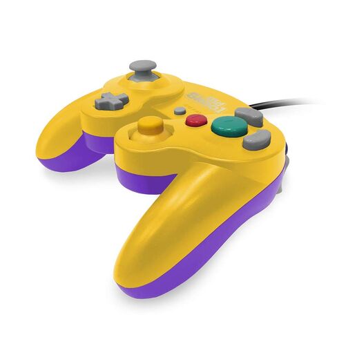 Old Skool Controller Compatible with Gamecube/Wii - White in Saudi Arabia