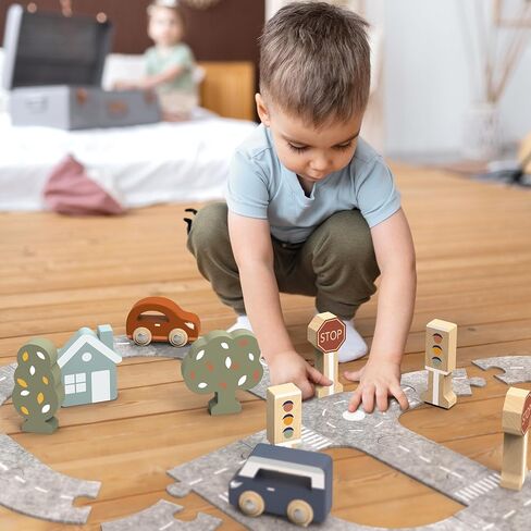 مجموعة سيارات لعبة خشبية من سبيدي مونكي - 6 مركبات صغيرة ملونة في علبة خشبية للأطفال - مجموعة سيارات لعب تظاهرية معتمدة من مجلس رعاية الغابات (FSC) للأولاد والبنات، تتضمن ألعاب عجلات الأطفال الصغار فرقة إطفاء وسيارة إسعاف in Kuwait