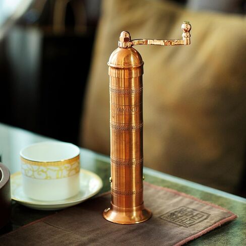 مطحنة فلفل يونانية أصلية، مطحنة ملح وفلفل على الطراز الأوروبي، نحاس، 9 بوصة in Kuwait