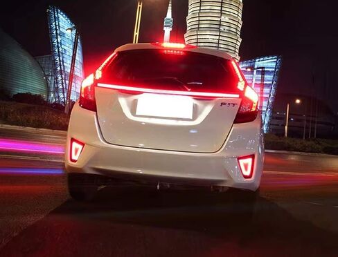 مصابيح عاكسة LED ذات عدسة حمراء من iJDMTOY متوافقة مع عدسات Honda FIT Pre-LCI 2015-2017، JDM Fluid Style، تعمل كمصابيح ضباب خلفية/أضواء تشغيل وأضواء فرامل in Saudi Arabia