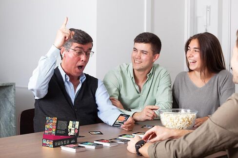 مرحبًا! How I Met Your Series - لعبة بطاقة تلفزيونية تريفيا للمراهقين والبالغين - لعبة ممتعة للحفلات لمحبي العروض - صغيرة الحجم ومناسبة للسفر - للأعمار من 14 عامًا فما فوق in Saudi Arabia