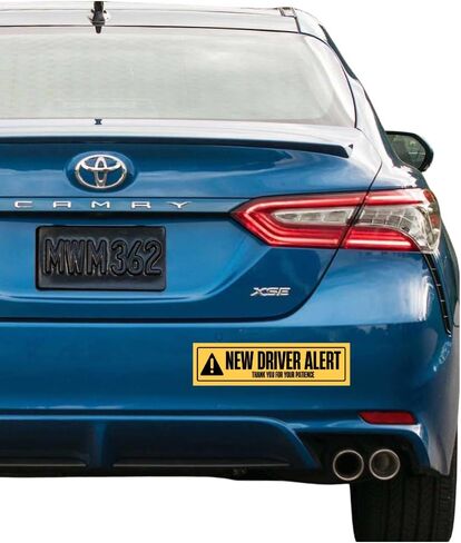ملصق Bestie Please Let Me Merge Bumper - ملصق سيارة مضحك يبكي القطة - ملصق فينيل وردي جمالي لطيف للسيارات وأجهزة الكمبيوتر المحمولة والنوافذ والمرايا - مقاوم للماء ومقاوم للحرارة وقابل للإزالة in Kuwait