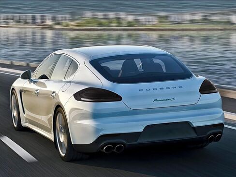 طقم غطاء ملون لفيلم Rvinyl Tail Light مسبق القطع باللون الدخاني متوافق مع Porsche Panamera 2014-2016 - ظهور لاصق in Saudi Arabia