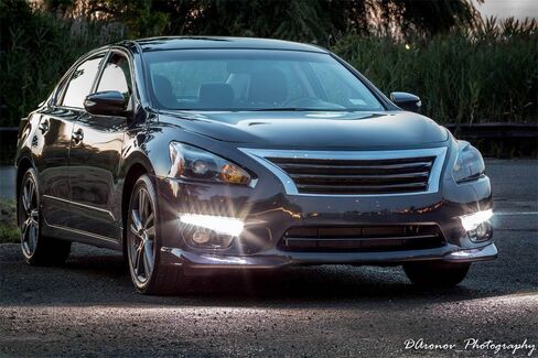 iJDMTOY Switchback LED Daytime Running Light Kit & Clear Lens Fog Light Combo Compatible With 2013-2015 Nissan Altima, Includes White/Amber LED DRL, Pair Halogen Fog Lights, Bezels & Wiring, Switch in Saudi Arabia