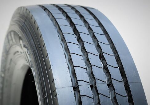 Green Max GAR202 All-Season Commercial All Position Radial Tire-225/70R19.5 225/70/19.5 225/70-19.5 128/126M Load Range G LRG 14-Ply BSW Black Side Wall in Saudi Arabia