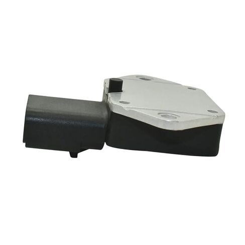 مرحل مروحة رادياتير التبريد 04707286AI 04707286AG 04707286 04886288AA in Saudi Arabia