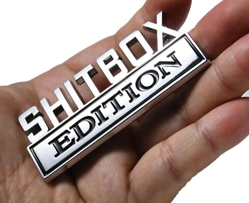 2x شارة إصدار SHITBOX صغيرة، شعار SHITBOX، لسيارة بيك اب دراجة نارية ATV UTV، شعار ممتع، شعار السيارة الذي يستنكر ذاتيًا، شعار السيارة الفكاهي in Saudi Arabia