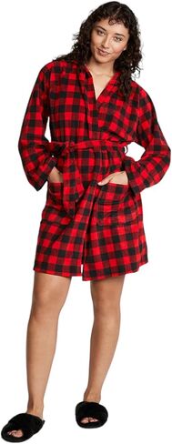 Victoria's Secret Pink Short Polar Fleece Bath Robe (US, Alpha, Medium, Large, Regular, Regular, Black Ivy Plaid) in Kuwait