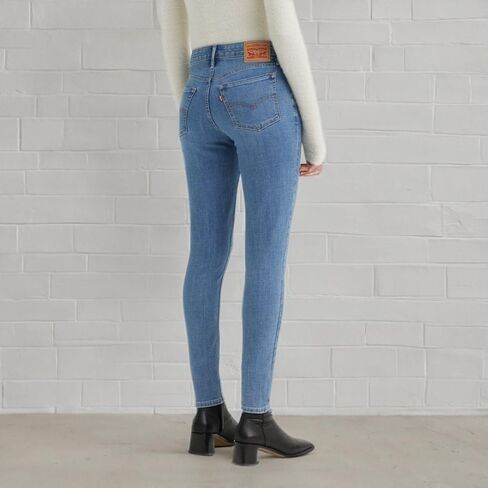 Levi's® للسيدات 711 سكيني ناعم أسود 26 28 in Kuwait