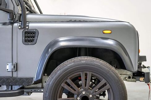 iJDMTOY مجموعة إضاءة أمامية كاملة LED ذات عدسة مدخنة كهرمانية متوافقة مع 1998-15 Land Rover Defender، 02-05 Freelander & 98-04 Discovery 2 LR2، مدعومة بـ 16-SMD LED، استبدل العلامات الجانبية OEM in Saudi Arabia