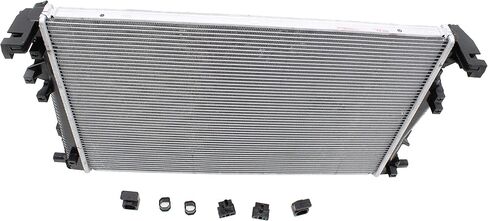 Garage-Pro Radiator For Jeep Cherokee 2014-2018, Chrysler 200 2015-2017, Automotive Replacement Engine Radiators, Direct Fit in Saudi Arabia