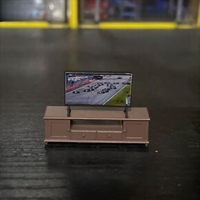 Diorama 1/64 Car Garage TV Cabinet Model Car Repair Workshop Scene Model Accessories Props, Miniature TV Display Stand Set, Multiple Screen Models with Brown Base, Dollhouse Furniture Collection (03) in Saudi Arabia