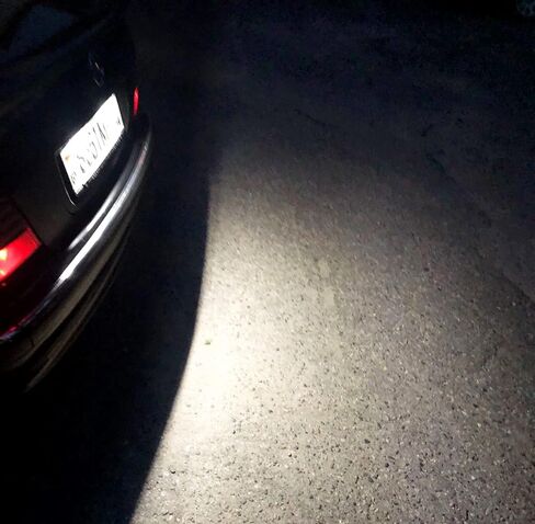 iJDMTOY OEM-Fit White 18-SMD مجموعة مصابيح لوحة ترخيص LED كاملة متوافقة مع Mercedes-Benz 2000-2006 W220 S-Class، استبدل المصابيح المتوهجة OEM in Saudi Arabia