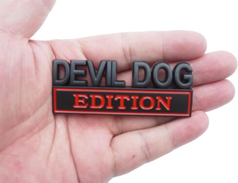 مجموعة زوجية من Devil Dog Edition بأحرف ممتصة للصدمات ثلاثية الأبعاد شعارات بديلة لشارة السيارة العالمية والشاحنة والمركبات الترفيهية والقوارب (أسود فضي) in Kuwait