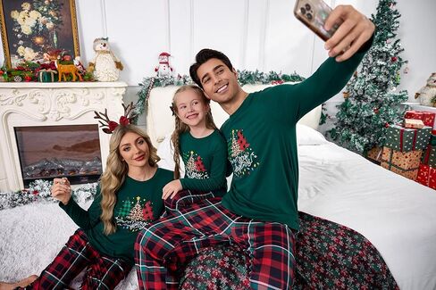 iClosam Matching Family Pajamas Sets Christmas PJ's Letter Print Top and Plaid Pants Jammies Sleepwear in Kuwait
