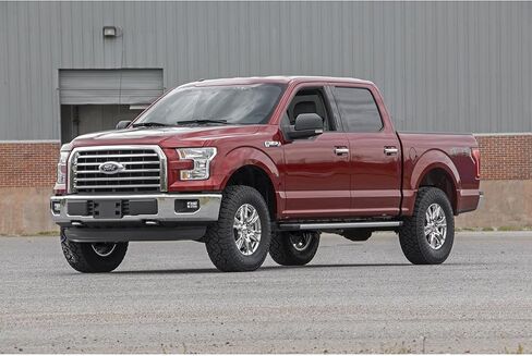 مجموعة تسوية Rough Country 2 بوصة مع دعامات M1 لـ 2014-2020 Ford F-150 4WD - 50040 in Saudi Arabia