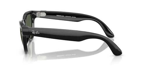 Ray-Ban Meta Glasses, Skyler in Kuwait