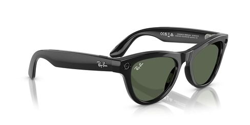 Ray-Ban Meta Glasses, Skyler in Kuwait