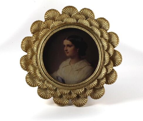 Antique Gold 8x8 Round Picture Frame – Vintage Frame with Glass Front – Art Deco Wall Display in Saudi Arabia