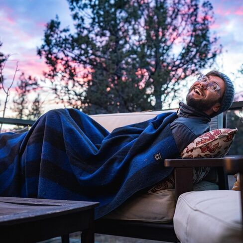 Arcturus Military Wool Blanket - 4.5 lbs, Warm, Thick, Washable, Large 64" x 88" - Great for Camping, Outdoors, Sporting Events, and Survival Kits in Kuwait