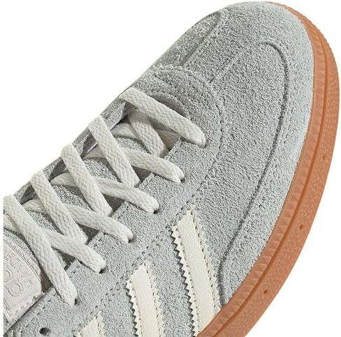 حذاء رياضي نسائي من adidas Handball Spezial، لون Wonder Silver/Off White/Gum، مقاس 9.5 in Kuwait