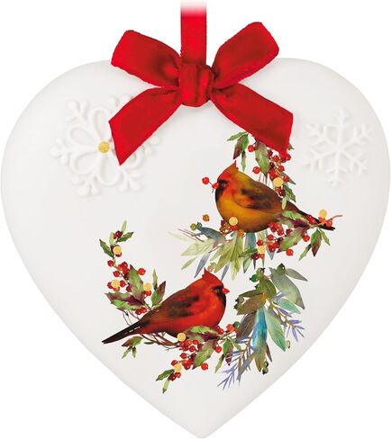 زخرفة عيد الميلاد التذكارية المميزة لعام 2024، قناة هولمارك تنشر الحب والخزف والهدايا العائلية in Kuwait