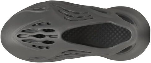صندل كاجوال من اديداس للاولاد Yeezy Foam Rnr سهل الارتداء كاجوال - رمادي - مقاس 10 M in Kuwait