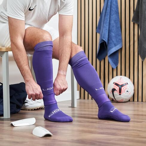 مجموعة جوارب وأكمام جورب أرجوانية لكرة القدم من Lion Kids، حزمة مثالية للاعبي كرة القدم الشباب in Kuwait