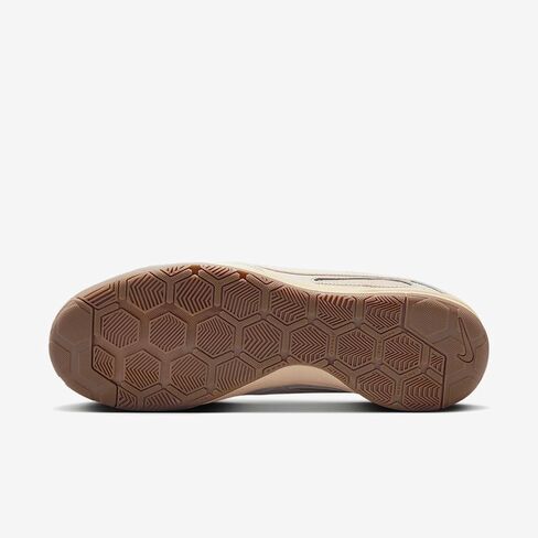 NIKE GATO "SAIL/LT KHAKI-WHITE-GUM DARK BROWN" in Saudi Arabia