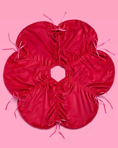 xo, Fetti Red Velvet Christmas Tree Skirt | 41" | Pinkmas Holiday Decorations, Merry Xmas Party Accessory, Girly Tree Stand Collar Blanket, Ruching Details in Saudi Arabia
