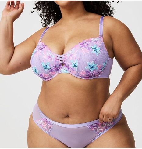 Torrid Women's Plus Size Bra - XO Plunge Push-Up Bra in Saudi Arabia