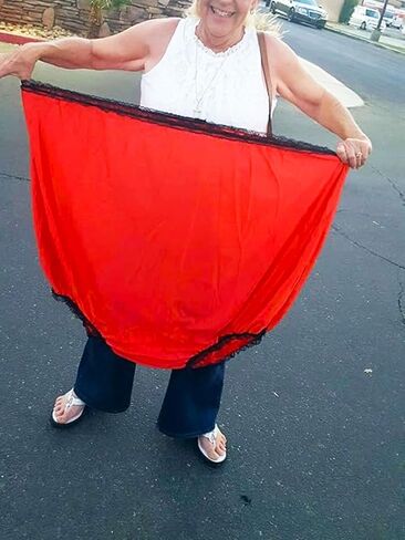 Granny Panties White Elephant Gifts for Adults Pranks Gag Funny Big Underwear Bachelorette Gifts for Bride Prank Stuff in Kuwait