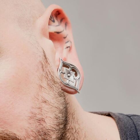 PUNKYOUTH 1 Pair Cathedral Rose & Petal Ear Tunnels – Gothic Screw Back Plugs & Double Flare Gauges, Alternative Stretched Ears Jewelry, Saddle Stretching Plugs for Women Men 0g–1 Inch in Saudi Arabia